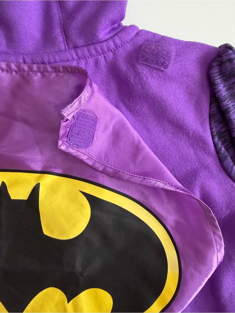 Batgirl Zip Hoodie with Velcro Cape by DC Comics Size 5 Little Girl